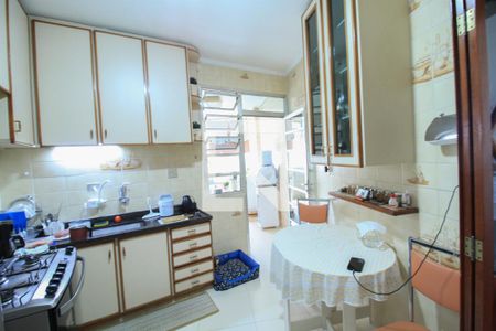 Apartamento à venda com 125m², 3 quartos e 1 vagaCozinha