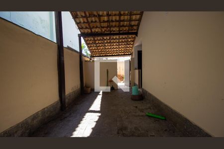 Casa à venda com 250m², 3 quartos e 3 vagasQuintal