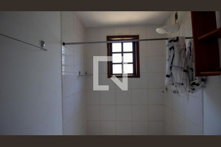 Casa à venda com 250m², 3 quartos e 3 vagasBanheiro Social