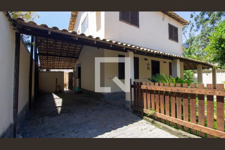 Casa à venda com 250m², 3 quartos e 3 vagasQuintal