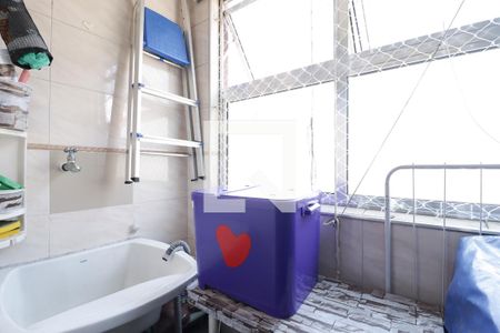 Apartamento para alugar com 49m², 2 quartos e 1 vaga Apartamento para alugar com 49m², 2 quartos e 1 vagaCozinha e Área de Serviço