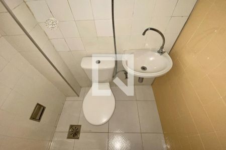 Apartamento à venda com 80m², 3 quartos e sem vaga Apartamento à venda com 80m², 3 quartos e sem vagaBanheiro