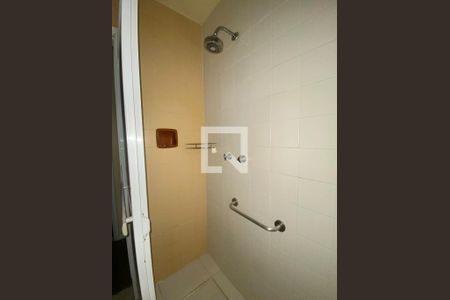 Apartamento à venda com 80m², 3 quartos e sem vaga Apartamento à venda com 80m², 3 quartos e sem vagaBanheiro