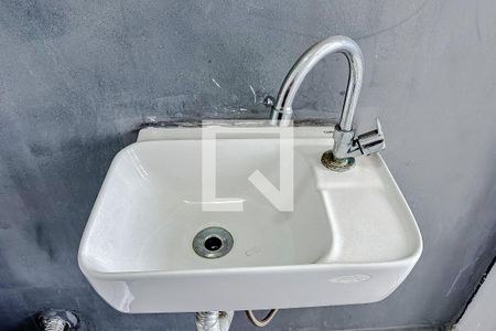 Apartamento à venda com 64m², 2 quartos e sem vagaBanheiro de serviço