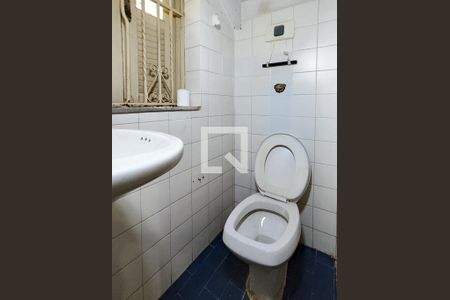 Casa à venda com 240m², 4 quartos e 4 vagasLavabo