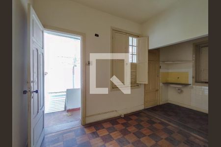 Casa à venda com 240m², 4 quartos e 4 vagasQuarto de Serviço