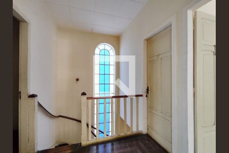 Casa à venda com 240m², 4 quartos e 4 vagasCorredor