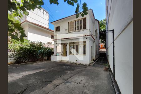 Casa à venda com 240m², 4 quartos e 4 vagasÁrea Externa