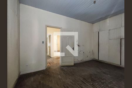 Casa à venda com 240m², 4 quartos e 4 vagasQuarto 2