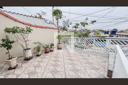 Casa à venda com 193m², 2 quartos e 2 vagasQuintal