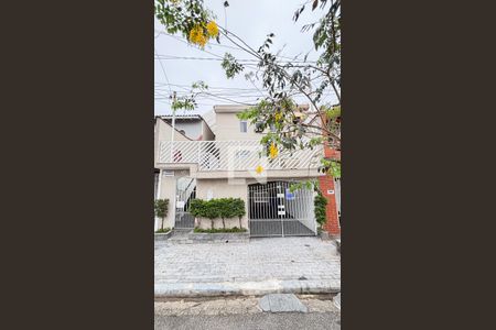 Casa à venda com 193m², 2 quartos e 2 vagasFachada