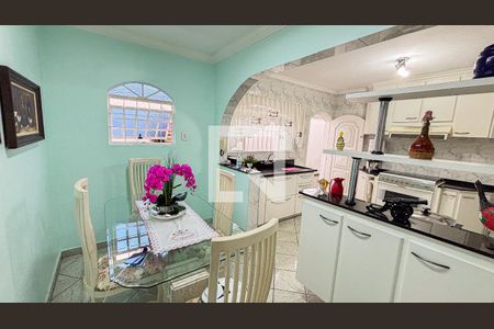 Casa à venda com 193m², 2 quartos e 2 vagasSala de Jantar