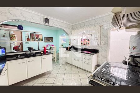 Casa à venda com 193m², 2 quartos e 2 vagasCozinha