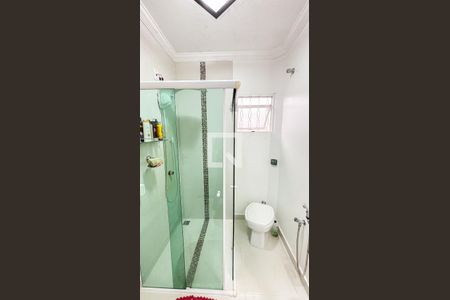 Casa à venda com 193m², 2 quartos e 2 vagasBanheiro