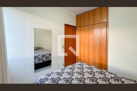 Quarto 2 de apartamento para alugar com 3 quartos, 70m² em Havaí, Belo Horizonte