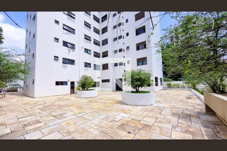 Apartamento à venda com 200m², 4 quartos e 4 vagas Apartamento à venda com 200m², 4 quartos e 4 vagasÁrea comum