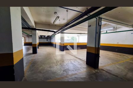 Apartamento à venda com 200m², 4 quartos e 4 vagas Apartamento à venda com 200m², 4 quartos e 4 vagasGaragem