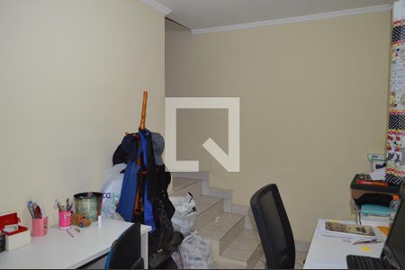 Casa à venda com 210m², 4 quartos e sem vagaEscritório