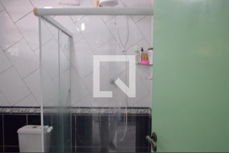 Casa à venda com 210m², 4 quartos e sem vagaBanheiro da Suíte 1