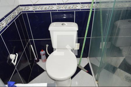 Casa à venda com 210m², 4 quartos e sem vagaBanheiro da Suíte 1