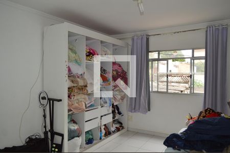 Casa à venda com 210m², 4 quartos e sem vagaQuarto / Sala