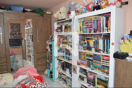 Casa à venda com 210m², 4 quartos e sem vagaSuíte 2