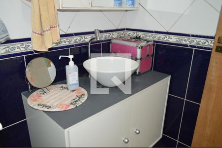 Casa à venda com 210m², 4 quartos e sem vagaBanheiro