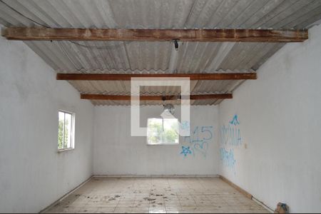 Casa à venda com 210m², 4 quartos e sem vagaSalão