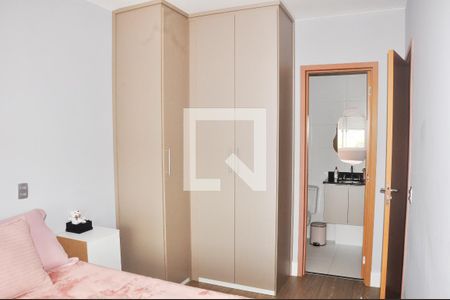 Apartamento para alugar com 64m², 2 quartos e 2 vagas Apartamento para alugar com 64m², 2 quartos e 2 vagasQuarto 01 com Suíte