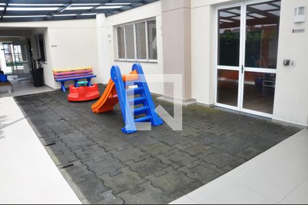 Apartamento para alugar com 64m², 2 quartos e 2 vagas Apartamento para alugar com 64m², 2 quartos e 2 vagasÁrea comum - Playground