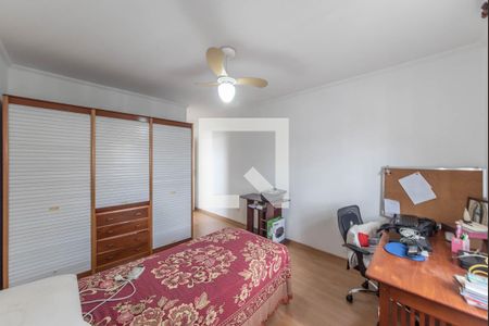 Casa à venda com 170m², 3 quartos e 2 vagas Casa à venda com 170m², 3 quartos e 2 vagasSuíte