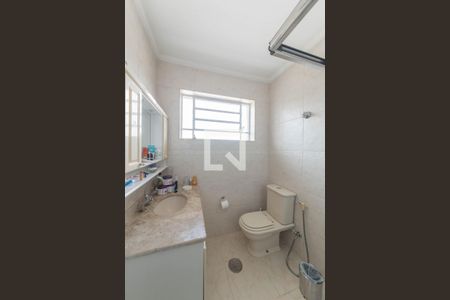 Casa à venda com 170m², 3 quartos e 2 vagas Casa à venda com 170m², 3 quartos e 2 vagasBanheiro da Suíte