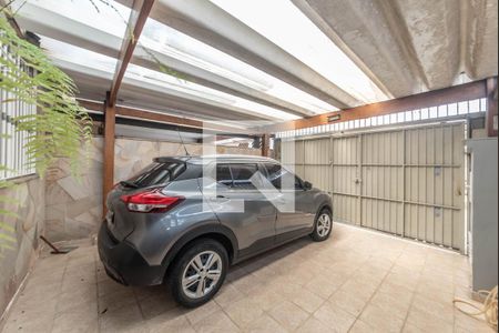 Casa à venda com 170m², 3 quartos e 2 vagas Casa à venda com 170m², 3 quartos e 2 vagasGaragem