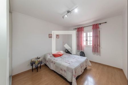 Casa à venda com 170m², 3 quartos e 2 vagas Casa à venda com 170m², 3 quartos e 2 vagasQuarto 2