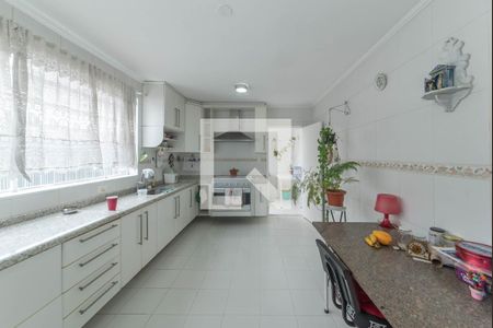 Casa à venda com 170m², 3 quartos e 2 vagas Casa à venda com 170m², 3 quartos e 2 vagasCozinha