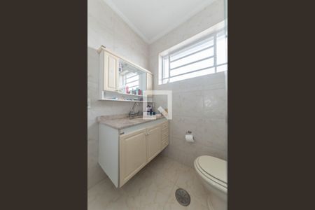 Casa à venda com 170m², 3 quartos e 2 vagas Casa à venda com 170m², 3 quartos e 2 vagasBanheiro da Suíte