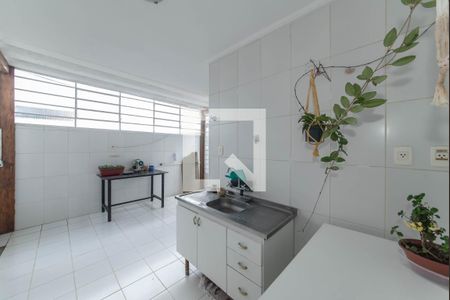 Casa à venda com 170m², 3 quartos e 2 vagas Casa à venda com 170m², 3 quartos e 2 vagasÁrea de Serviço