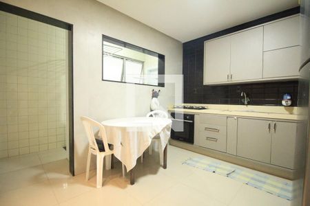 Apartamento para alugar com 140m², 3 quartos e 2 vagasCozinha