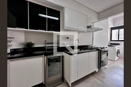 Apartamento à venda com 110m², 3 quartos e 2 vagas Apartamento à venda com 110m², 3 quartos e 2 vagasCozinha