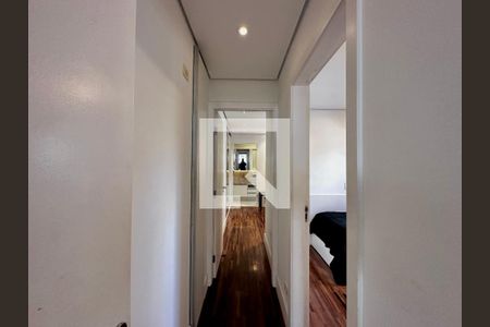 Apartamento à venda com 110m², 3 quartos e 2 vagas Apartamento à venda com 110m², 3 quartos e 2 vagasCorredor Suítes