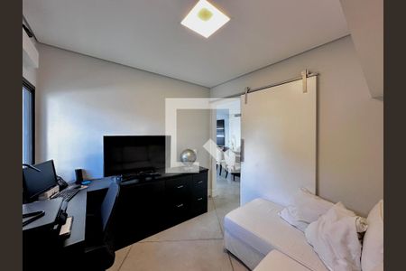 Apartamento à venda com 110m², 3 quartos e 2 vagas Apartamento à venda com 110m², 3 quartos e 2 vagasEscritório