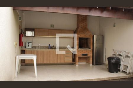 Casa de condomínio à venda com 174m², 3 quartos e 4 vagasÁrea comum - Churrasqueira