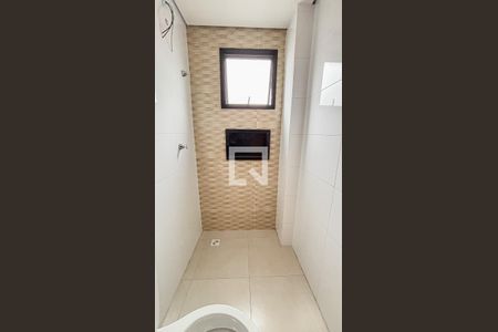 Apartamento à venda com 65m², 2 quartos e 1 vaga Apartamento à venda com 65m², 2 quartos e 1 vagaBanheiro da Suíte