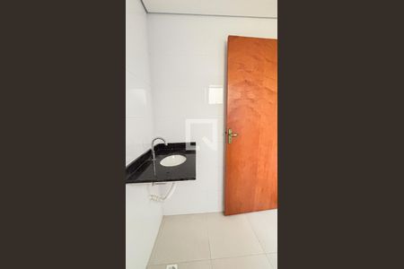 Apartamento à venda com 65m², 2 quartos e 1 vaga Apartamento à venda com 65m², 2 quartos e 1 vagaBanheiro