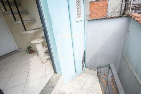 Casa para alugar com 30m², 1 quarto e sem vagaEscada