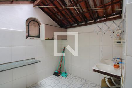 Casa para alugar com 65m², 2 quartos e 1 vaga Casa para alugar com 65m², 2 quartos e 1 vagaÁrea de Serviço