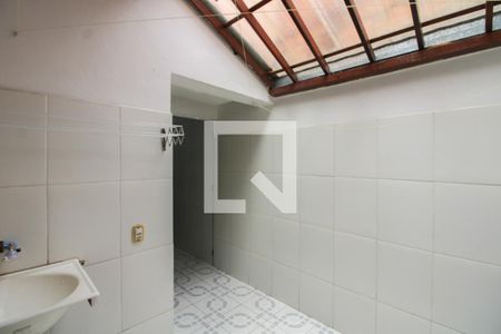 Casa para alugar com 65m², 2 quartos e 1 vaga Casa para alugar com 65m², 2 quartos e 1 vagaÁrea de Serviço