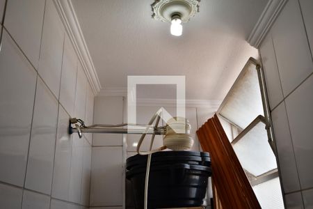 Apartamento à venda com 115m², 2 quartos e sem vagaBanheiro de serviço