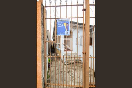 Casa à venda com 60m², 1 quarto e 1 vaga Casa à venda com 60m², 1 quarto e 1 vagaFachada