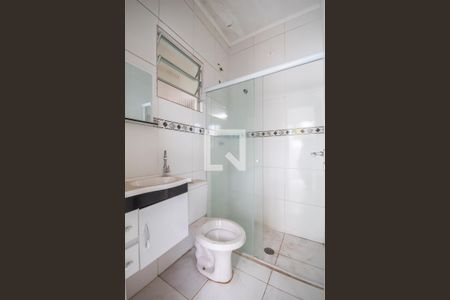 Banheiro de casa à venda com 1 quarto, 60m² em Km 18, Osasco